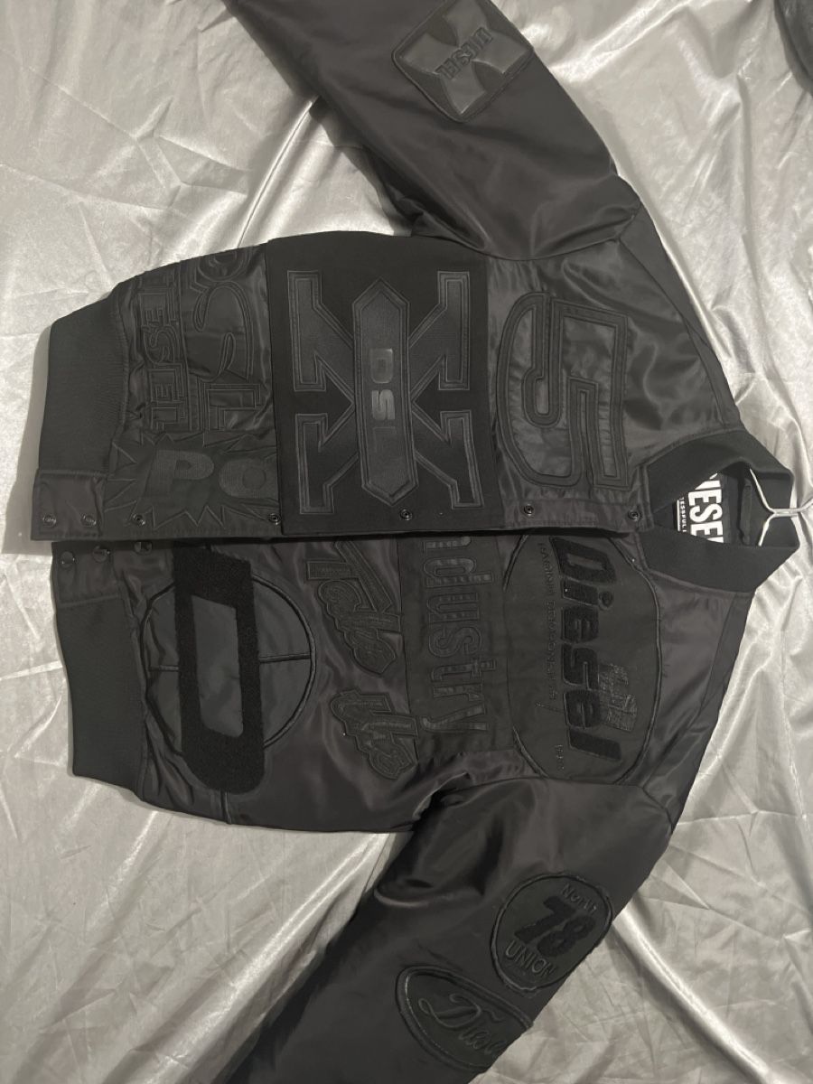 Diesel Giacche: Diesel J-Bulc-Patch Jacke All Black – Nuovo (secondo la descrizione) da Regensdorf venduto da Esteban_81 1