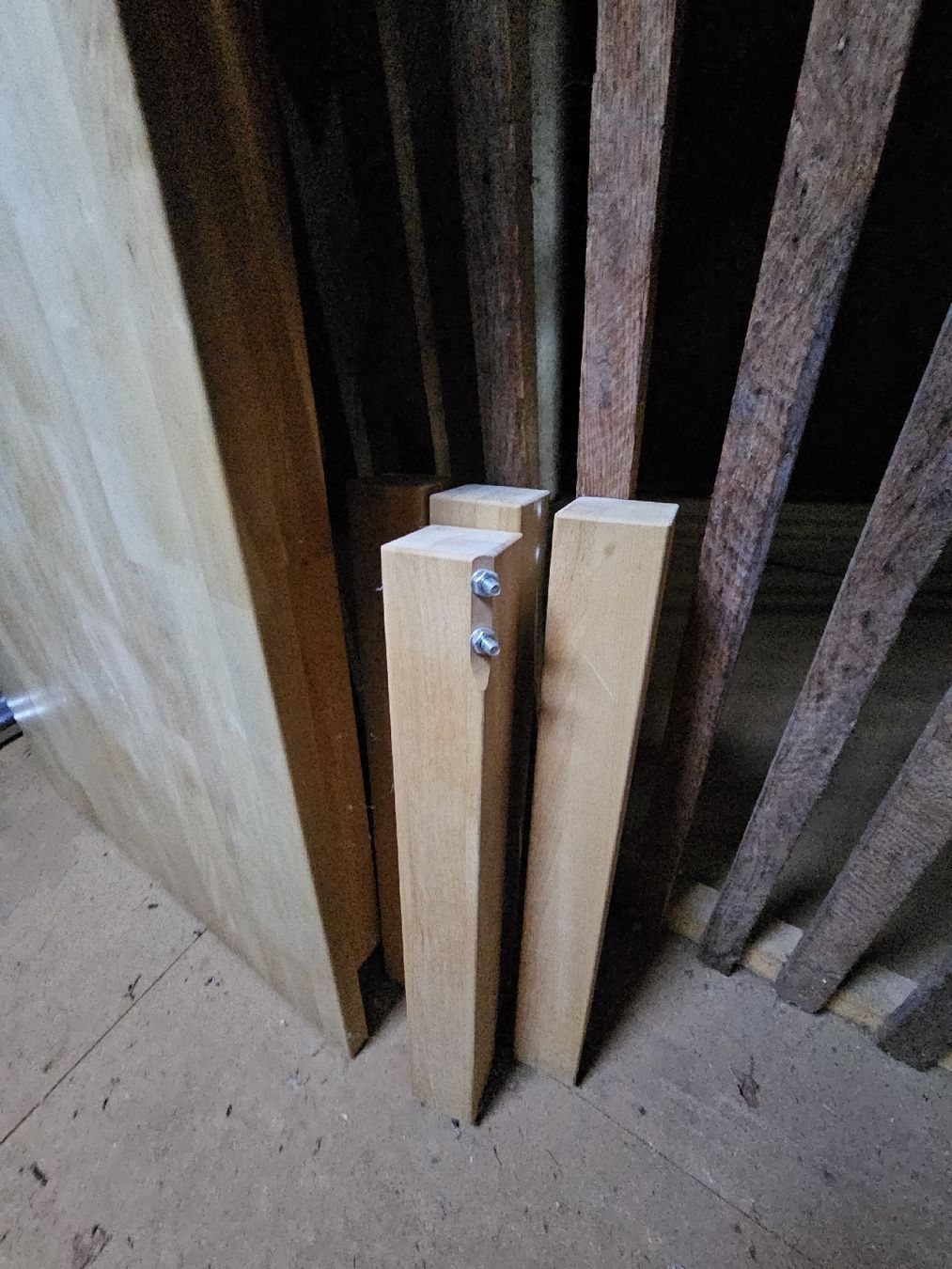 Tische: Holzesstisch – Gebraucht aus Vitznau von Tazi95 1