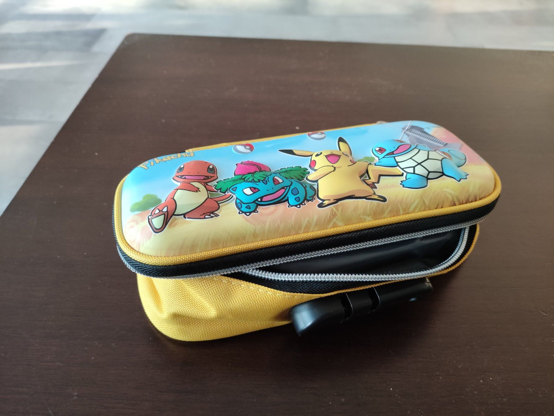 Astucci : Trousse à Crayons Pokemon Pikachu – Nuovo (secondo la descrizione) da YVERDON-LES-BAINS venduto da Tony-no 1