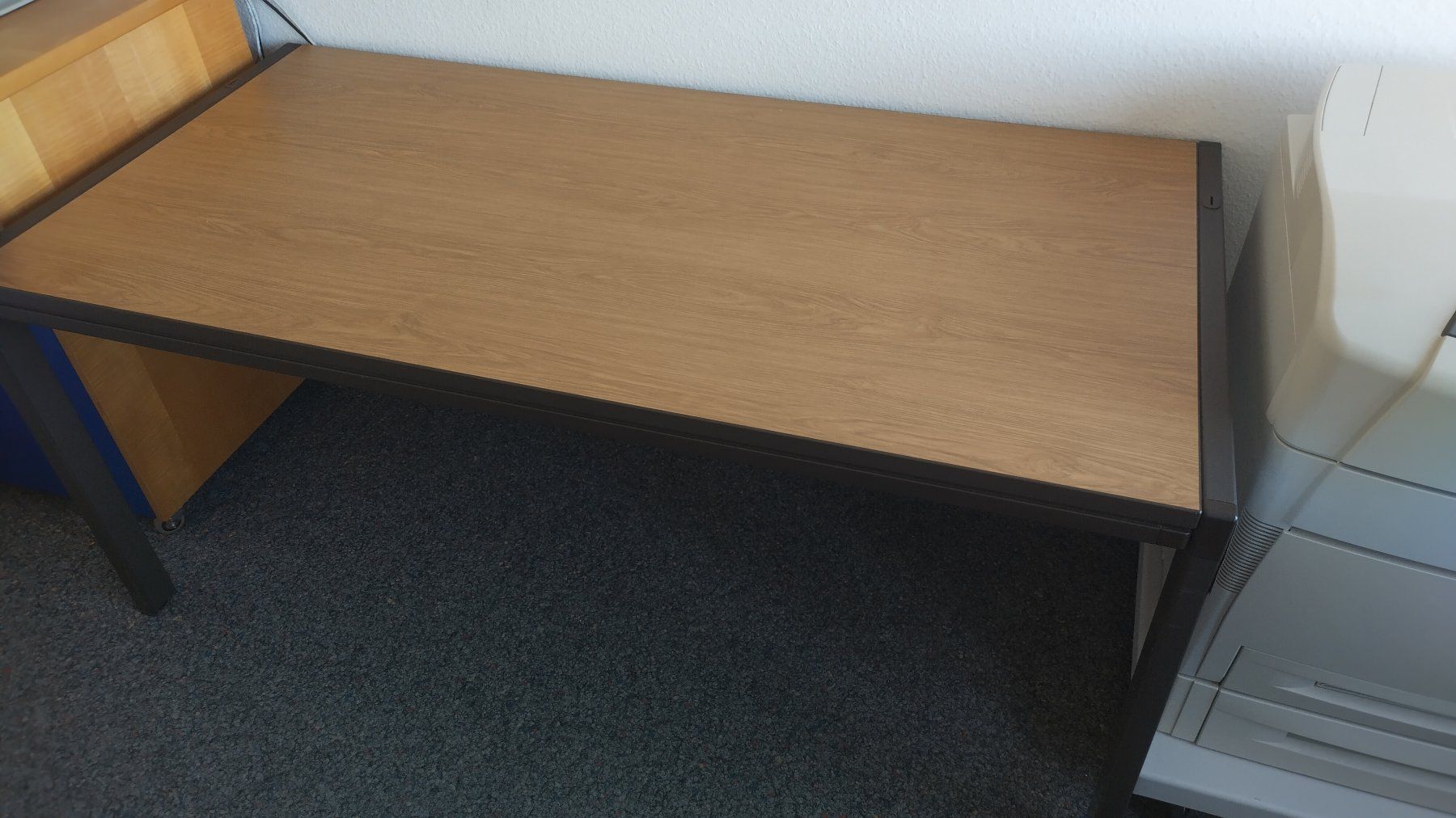 Scrivanie: Bürotisch Gesika Modell "Kober" 1987 – Usato da Zollikerberg venduto da Alasaka2013 3
