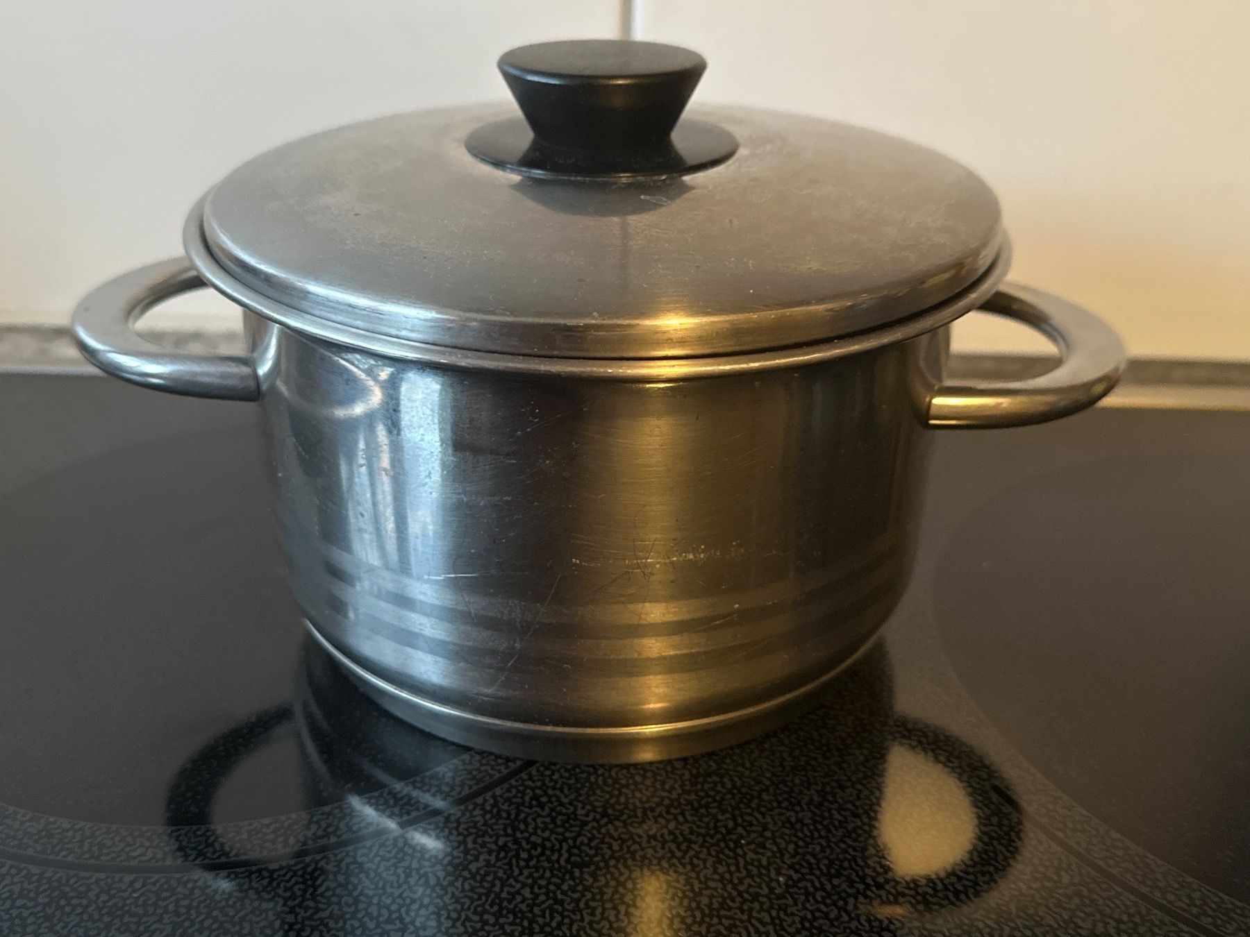 Padelle: Pfannen,  Edelstahl 18/10.  1,5 Lt – Usato da Zürich venduto da Chaeffeler
