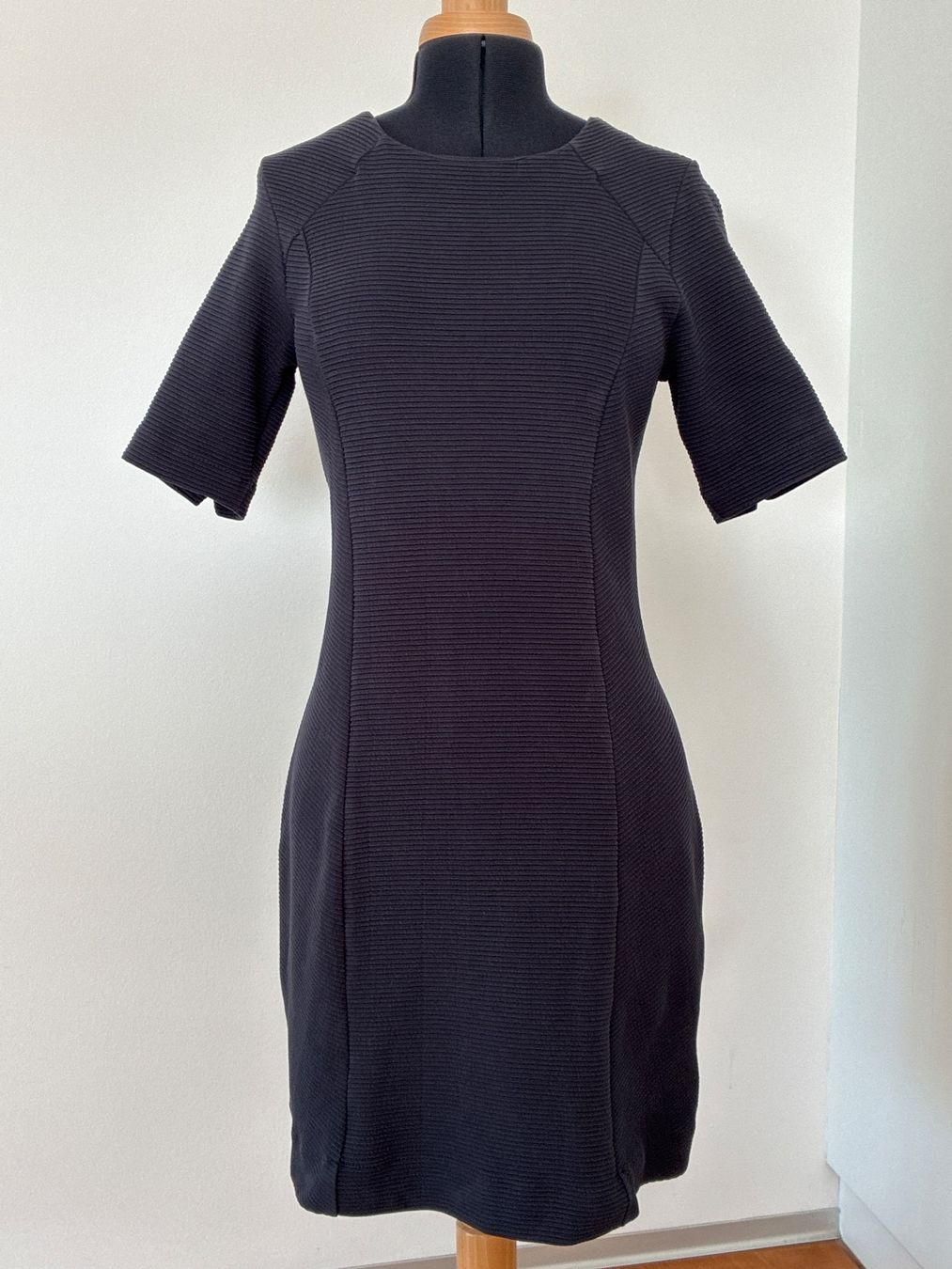 Kleider: Elegantes Kleid von Gant Gr 40 – Gebraucht aus Davos Platz von nanigl