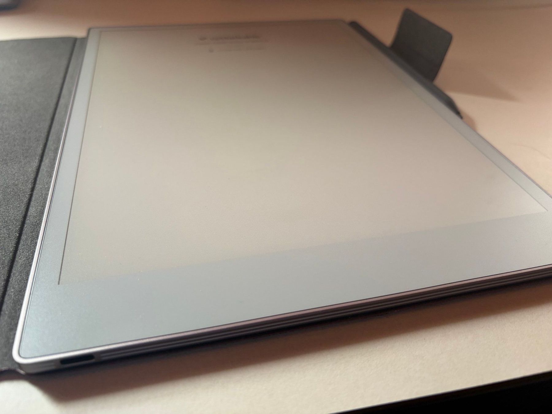 reMarkable Tablet PC: reMarkable Paper Pro + MarkerPlus + BookFolio – Usato da Schaffhausen venduto da nvalley 2