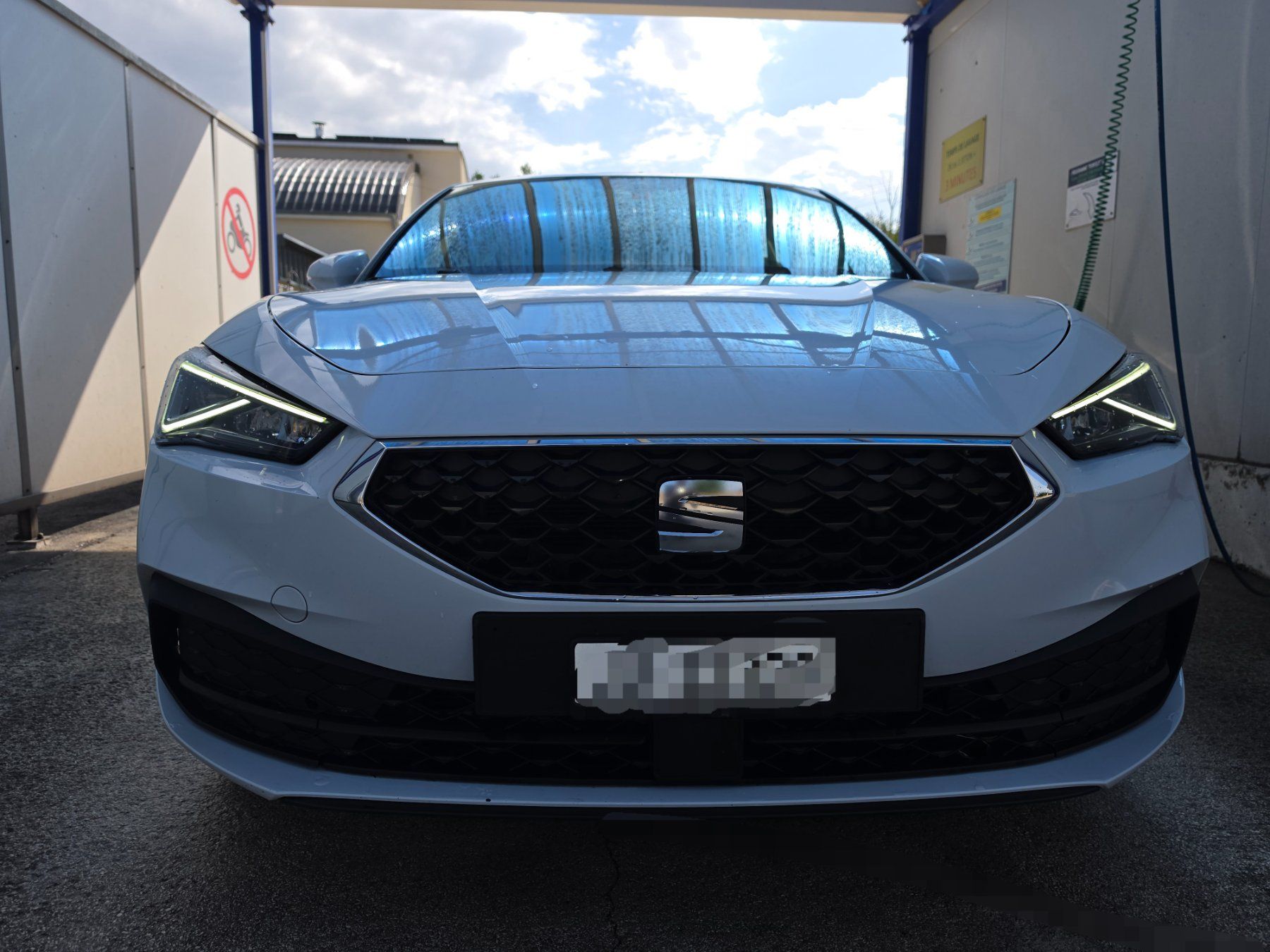 Seat Automobili: Seat Leon Hola 1.5 – Usato da Porrentruy venduto da dan_q5pn