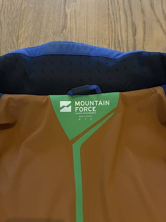 Mountain Force Jacken: Mountain Force veste ski et hiver taille M – Gebraucht aus Grandson von micha40 2