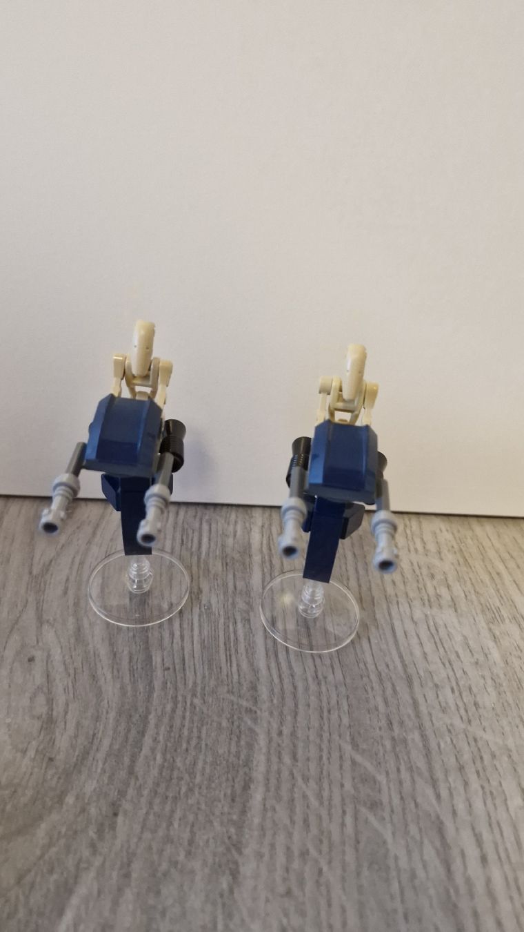 Lego Statuette: LEGO Star Wars Droiden Armee Konvolut – Usato da Diessenhofen venduto da tim_sqn9 2