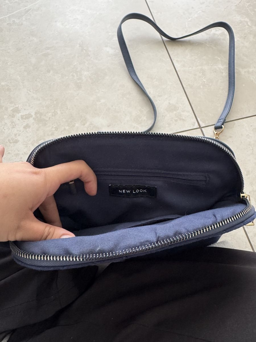 Borse da donna: Damen Handtasche blau mit Goldkette – Nuovo (secondo la descrizione) da Bellmund venduto da HAV2020 2