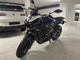 Yamaha MT-10, Modelljahr 2016 – Top Zustand, frisch gewartet