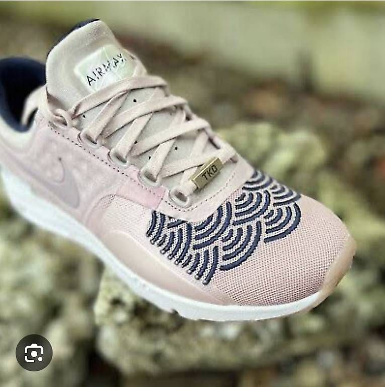Scarpe da donna: Nike Airmax Zero Tokyo / Gr. 38.5 – Usato da Zürich venduto da Nadja_