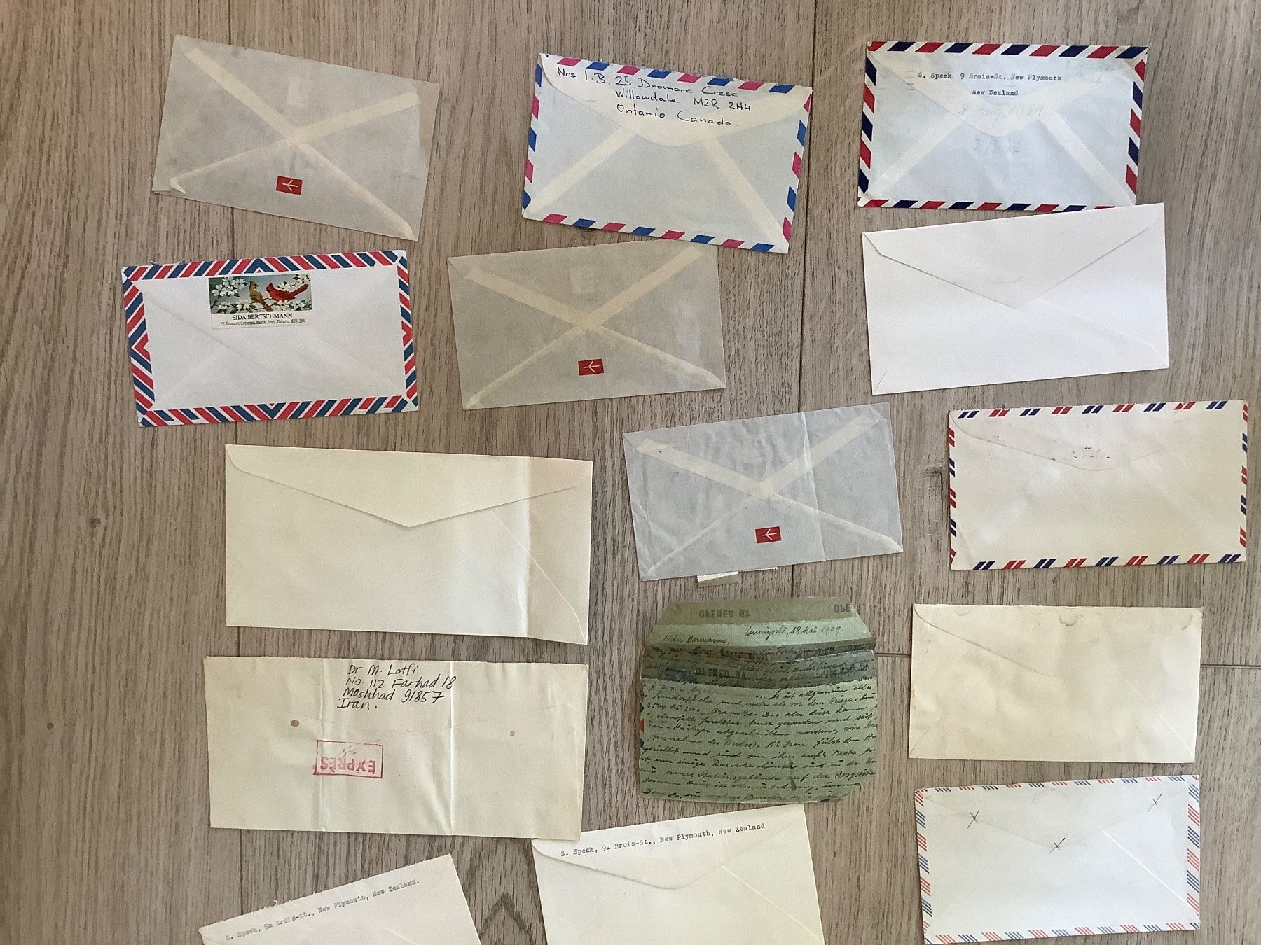 Alle Briefmarken: 44 Luftpostbriefe weltweit ab 1949 – Gebraucht aus St. Gallen von herbrig2 7
