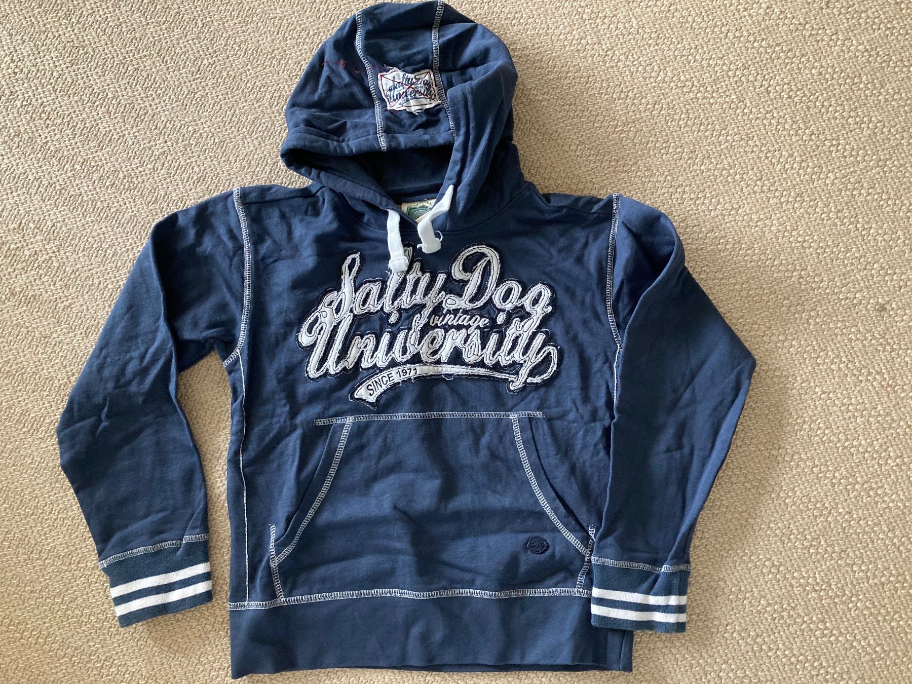 Maglioni & Felpe: Jungen-Kapuzenpullover mit Aufdruck – Usato da Safnern venduto da mutti2289