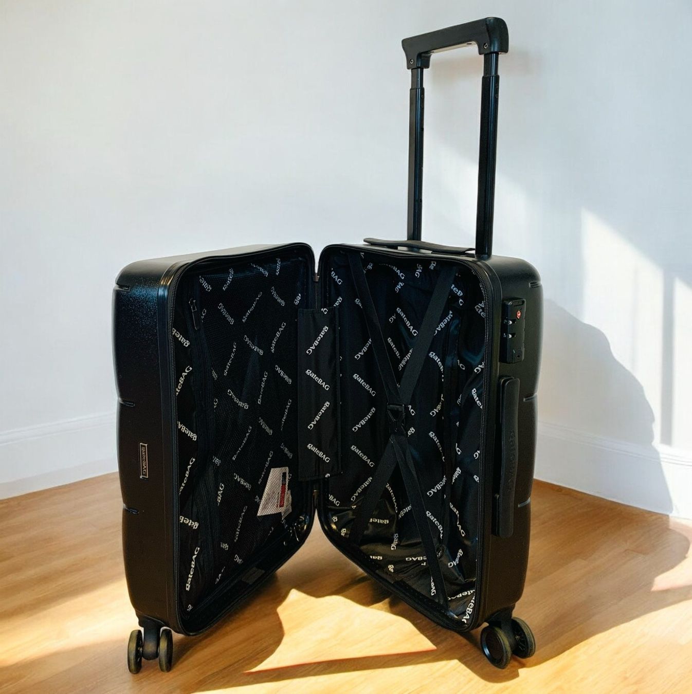 Valigie: Handgepäck Polycarbonat 55CM Gr. M gateBAG SCHWARZ NEU – Nuovo e nell'imballaggio originale da Bergdietikon venduto da shopAgent 9
