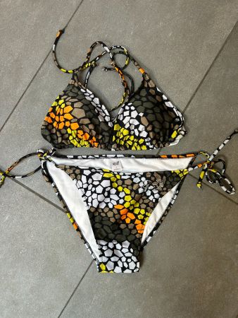 Schöner Bikini in Grösse 38