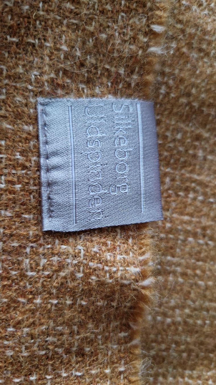 Coperte: Alpaka Plaid Cumulus Silkeborg Uldspinderi – Usato da Oberengstringen venduto da Sheera7 4
