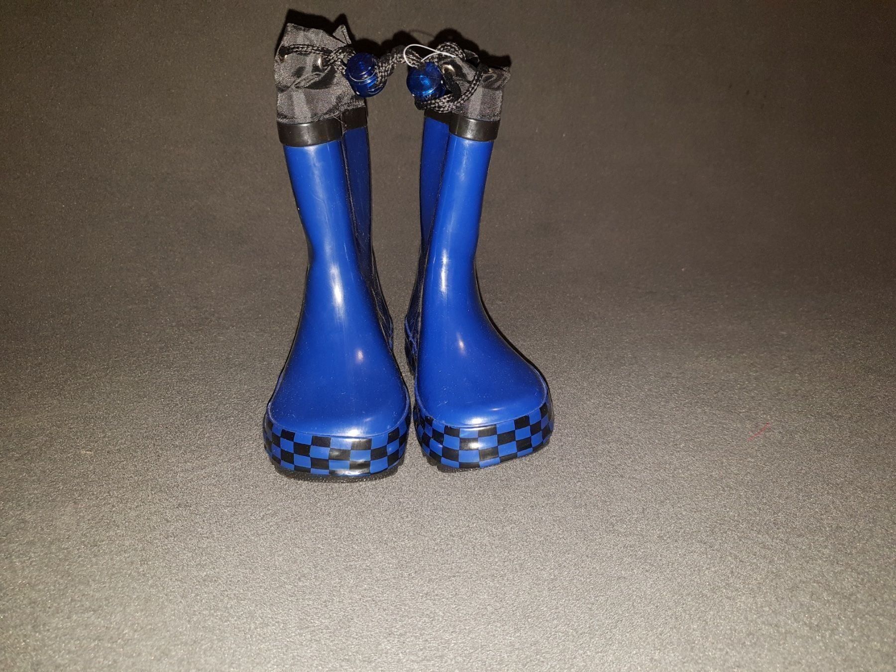 Schuhe für Jungen: GUMMISTIEFEL INTER KIDS 26-27 – Neu und originalverpackt aus Zürich von LIQUIDATOR.CP 1