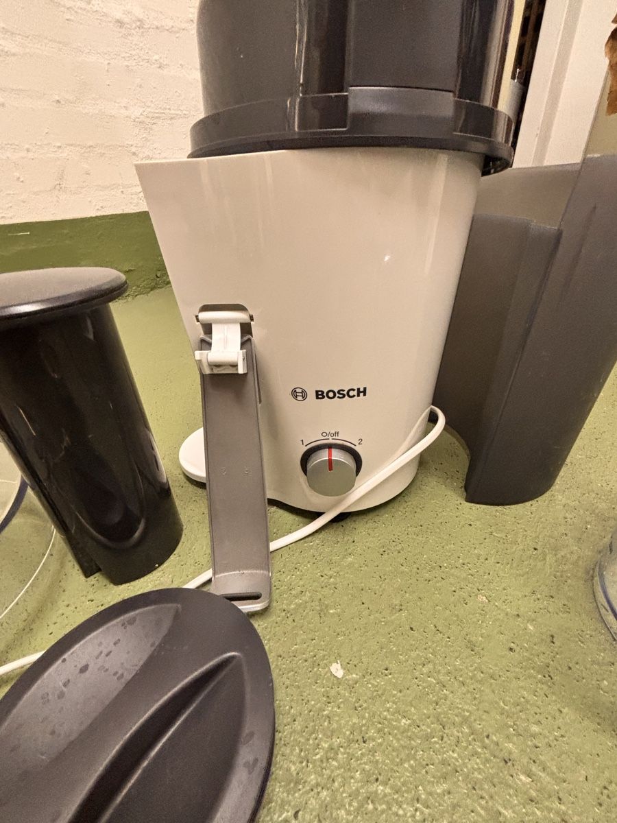 Elettrodomestici da cucina: Entsaftungsmaschine – Usato da Zürich venduto da Saho86