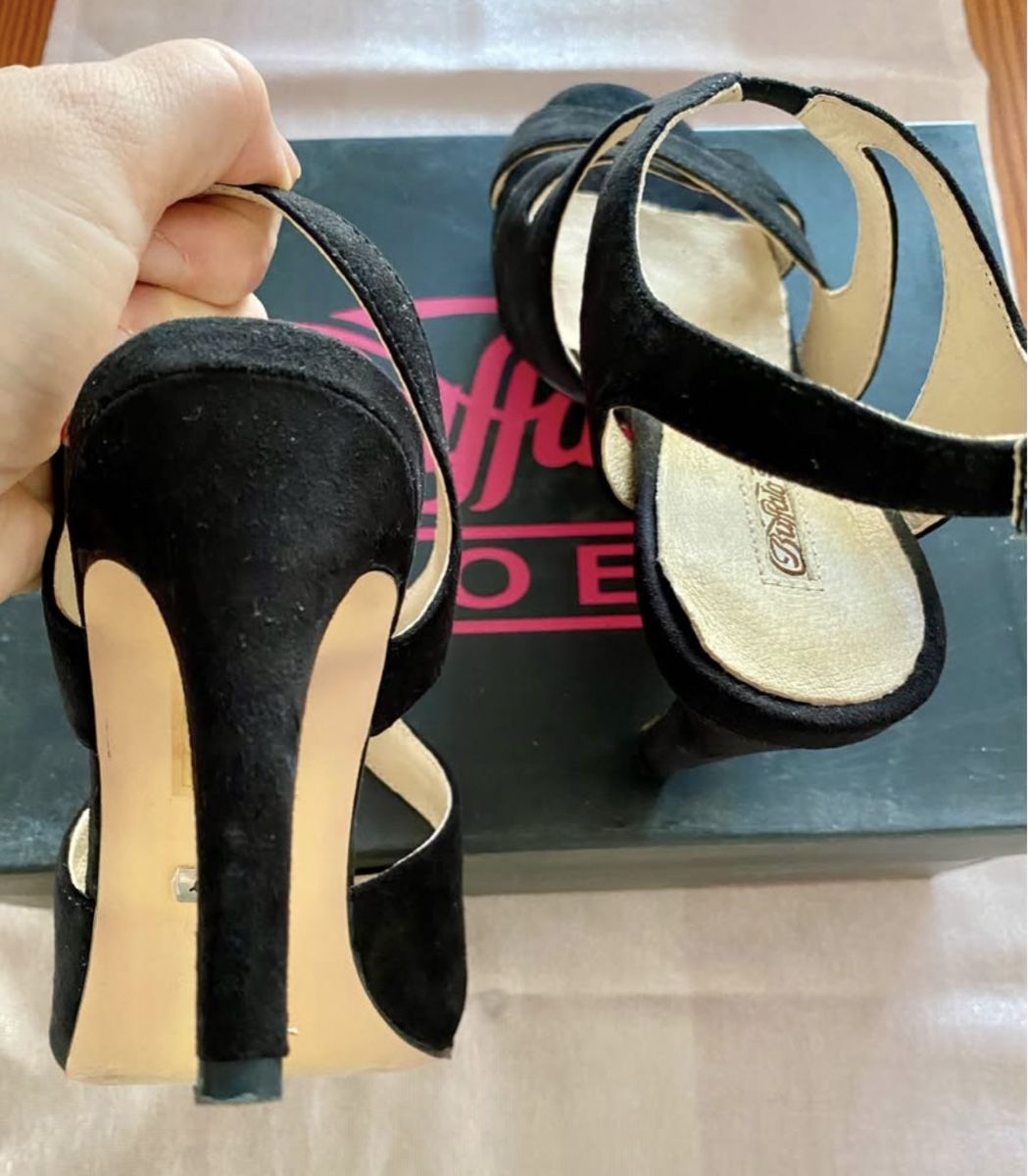 Buffalo Damenschuhe: Buffalo Sandale schwarz – Neu (gemäss Beschreibung) aus St. Margrethen SG von lar_8z5g 2