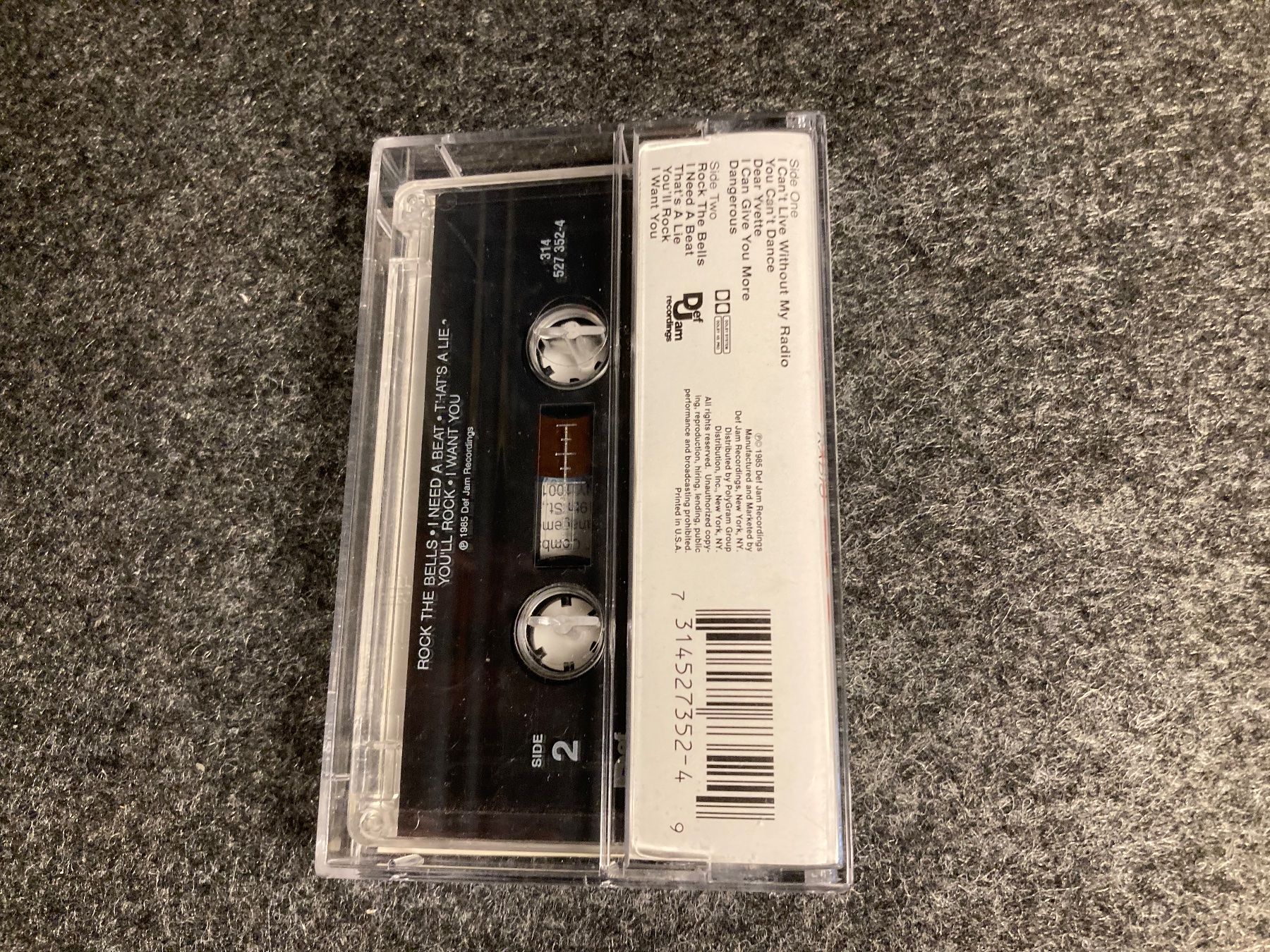 Musicassette: L.L. Cool J - Radio (MC) – Usato da Fribourg venduto da Karushi 2