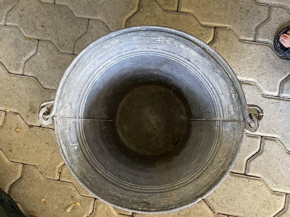 Sonstiges für Haushalt & Wohnen: Zinkeimer 12 l, 1.7 kg – Gebraucht aus Aeugst am Albis von mia_7p89 2
