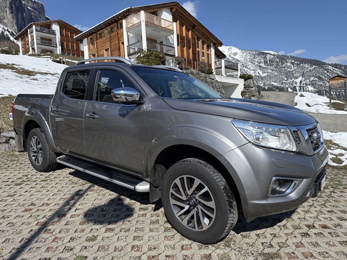 Nissan Nutzfahrzeuge: Nissan Navara Double Cab 2.3 dCi 4x4 Automatik, Top! – Gebraucht aus Fidaz von ikin81 1