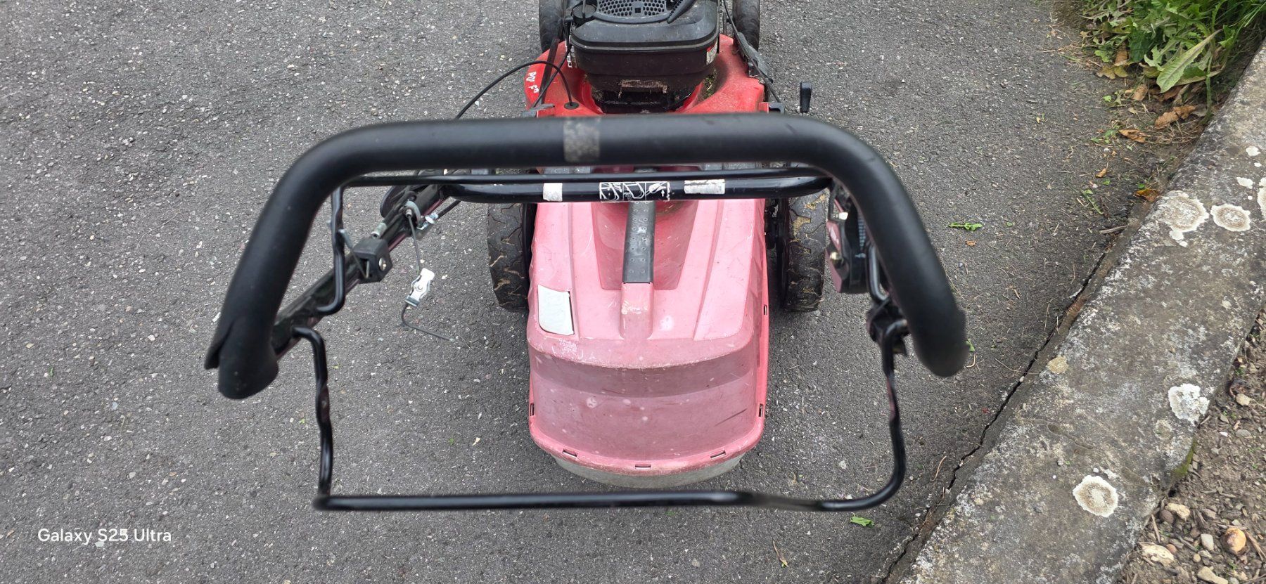 Honda Tondeuses à gazon: Rasenmäher Motor Briggs&Stratton – D'occasion à Buchs SG par MATGEOMAR 6