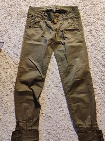 Sublevel Damenhose, Khaki, Gr. S, Top Zustand!