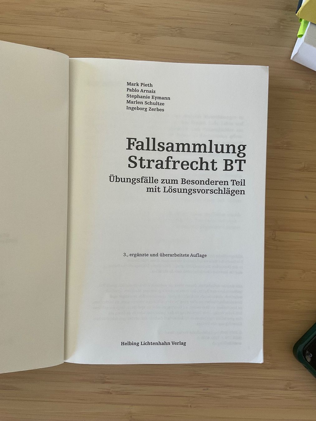 Libri: Fallsammlung Strafrecht BT - Übungsfälle – Usato da Bottmingen venduto da cho_m7fq 1