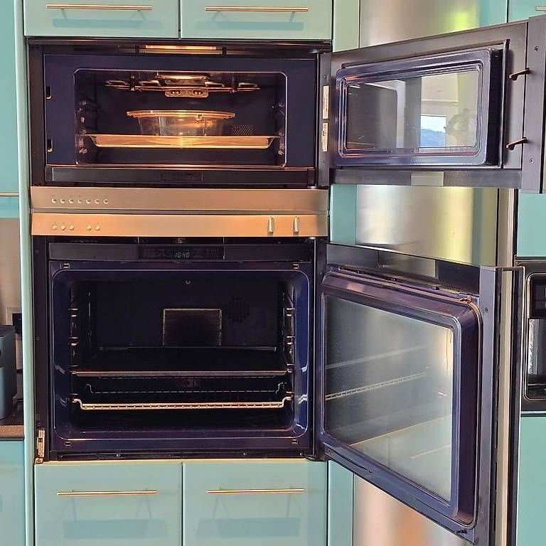Fours: Gaggenau Elektro Einbaubackofen EB 964, gebraucht – D'occasion à Pfeffingen par rov_9frp 2