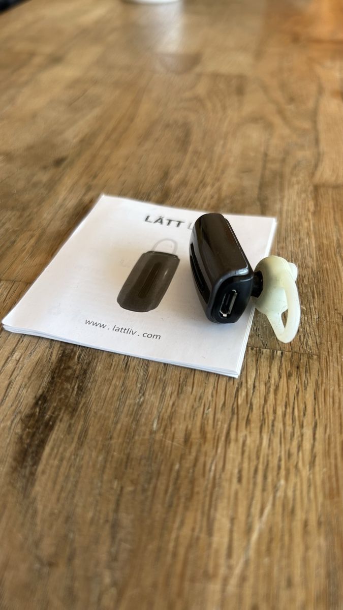 Cuffie: Lätt Live wireless bluetooth earbuds – Usato da Lugano venduto da bad_2t9b 1