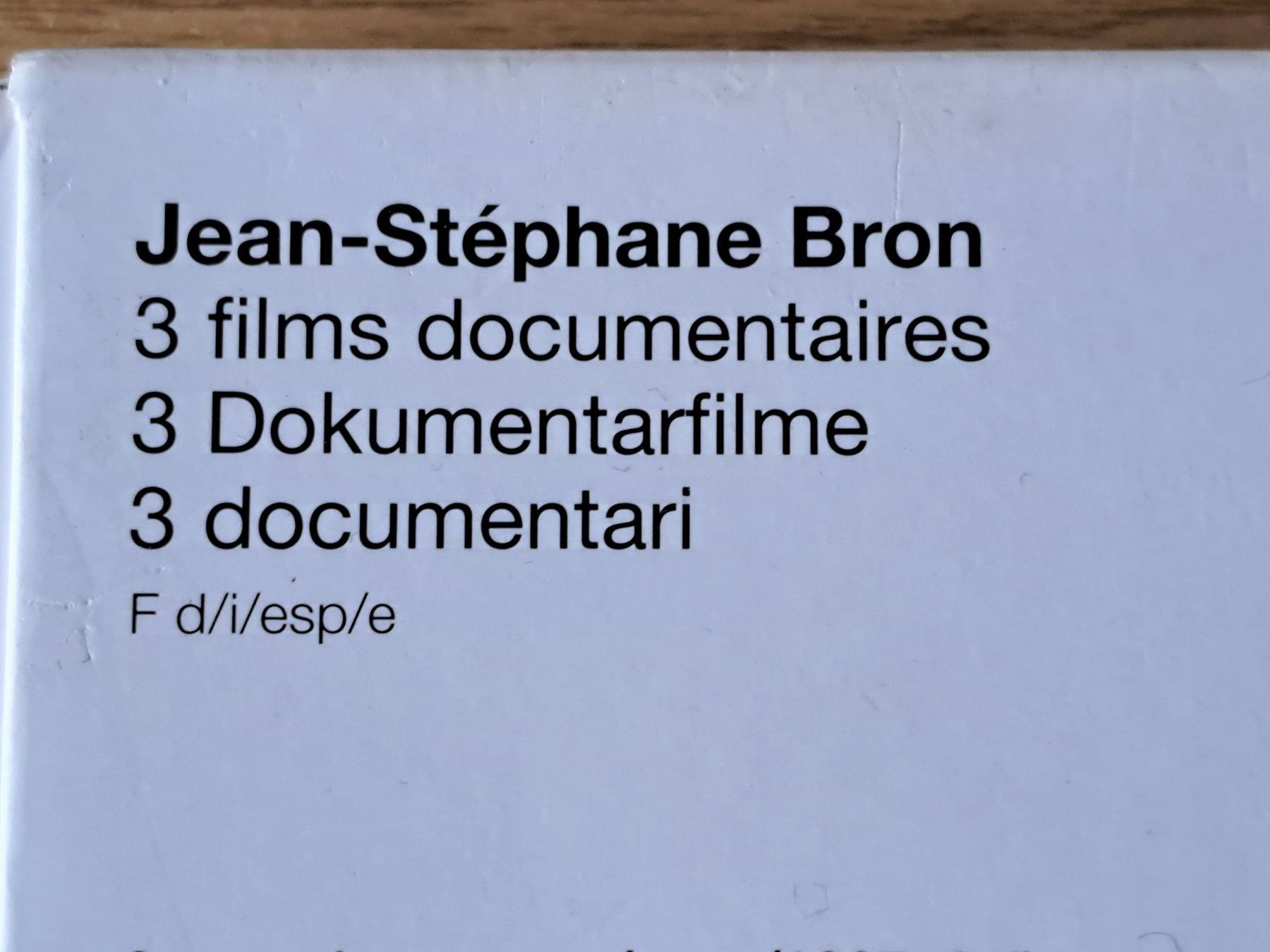 Tutti i DVDs: Jean-Stéphane Bron, Boxset mit 3 Dokumentar-Filmen – Nuovo (secondo la descrizione) da Unterseen venduto da Kanica 2