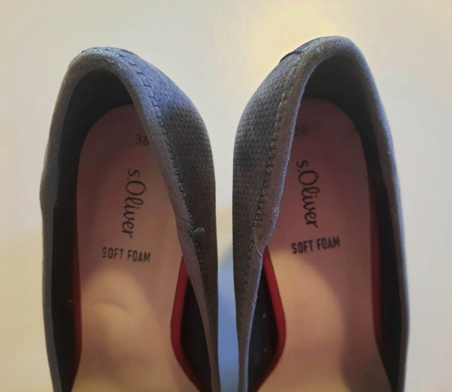 Scarpe da donna: Damenschuh mit absatz – Usato da Zürich venduto da ONVA-RE-USE 2