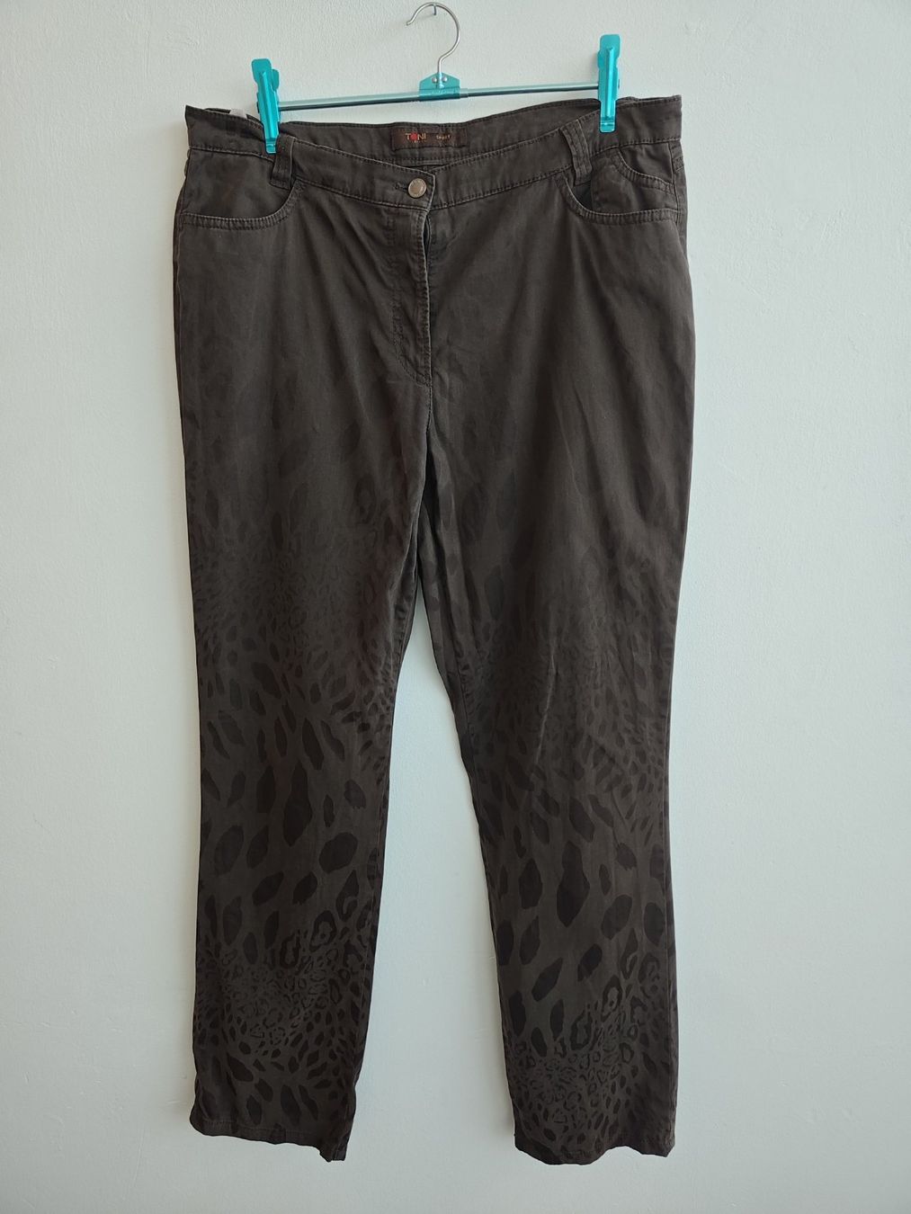 Hosen: Hose mit Leopardenmuster, Gr. L – Gebraucht aus Zürich von jan_dwt5