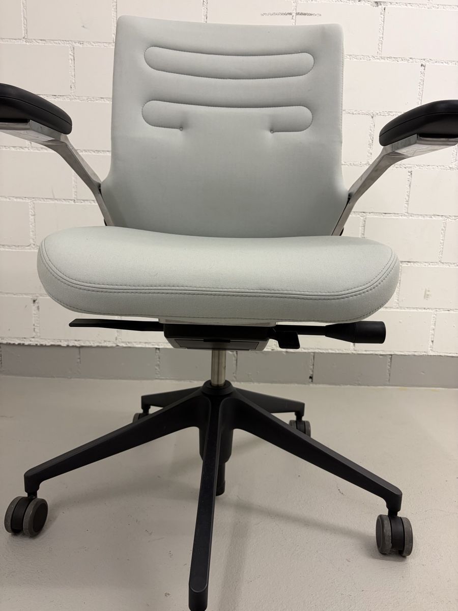 Vitra Chaises: Vitra office chair  – D'occasion à Adliswil par Melamal 3