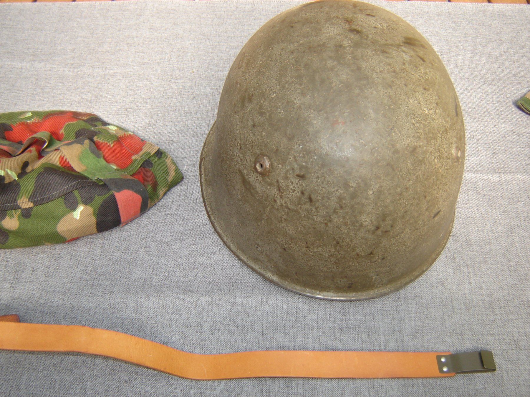 Uniformi & Effetti personali: CH Armee Helm – Usato da Allenwinden venduto da Wm26 4