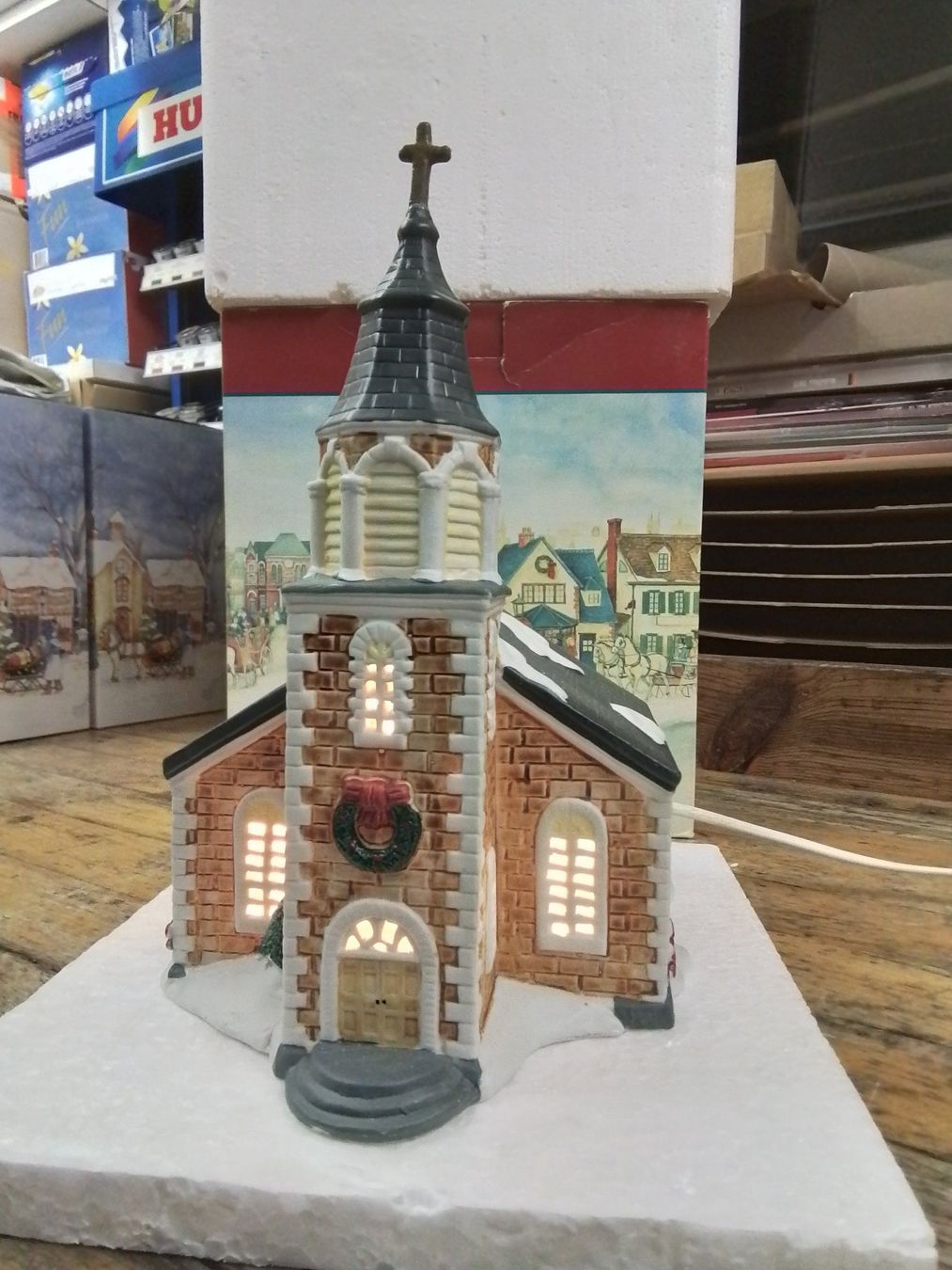 Lemax Tutte le decorazioni: Lemax Kirche Weihnachten Winterlandschaft Schnee Winter – Usato da Oberurnen venduto da DVDL