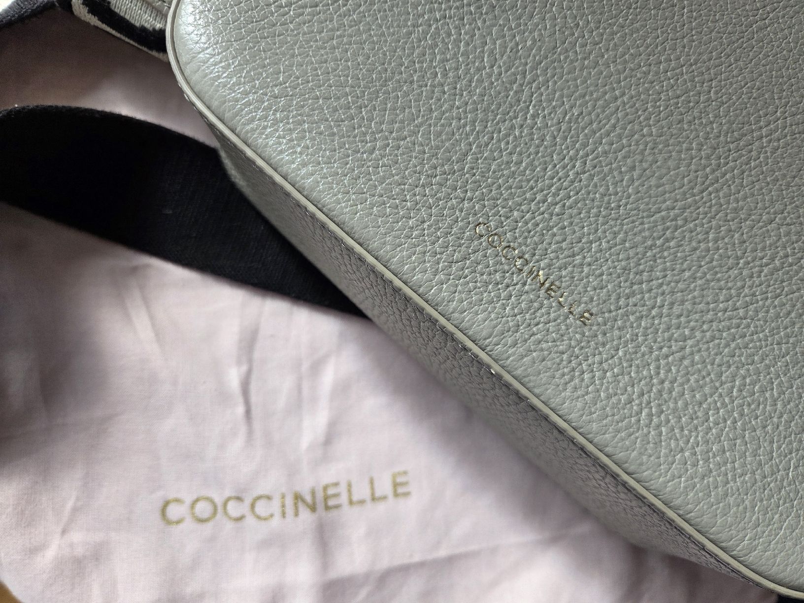Coccinelle Borse da donna: Sac Coccinelle Tebe – Nuovo (secondo la descrizione) da La Chaux-de-Fonds venduto da Label001 2