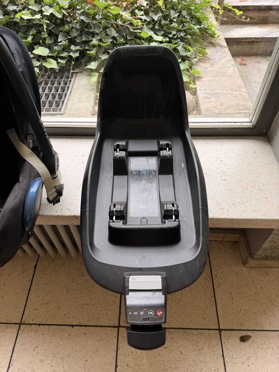 Maxi-Cosi Seggiolini per auto: Maxi-cosi cabriofix  mit isofix 2 way fix – Usato da Basel venduto da Chrispi80 1