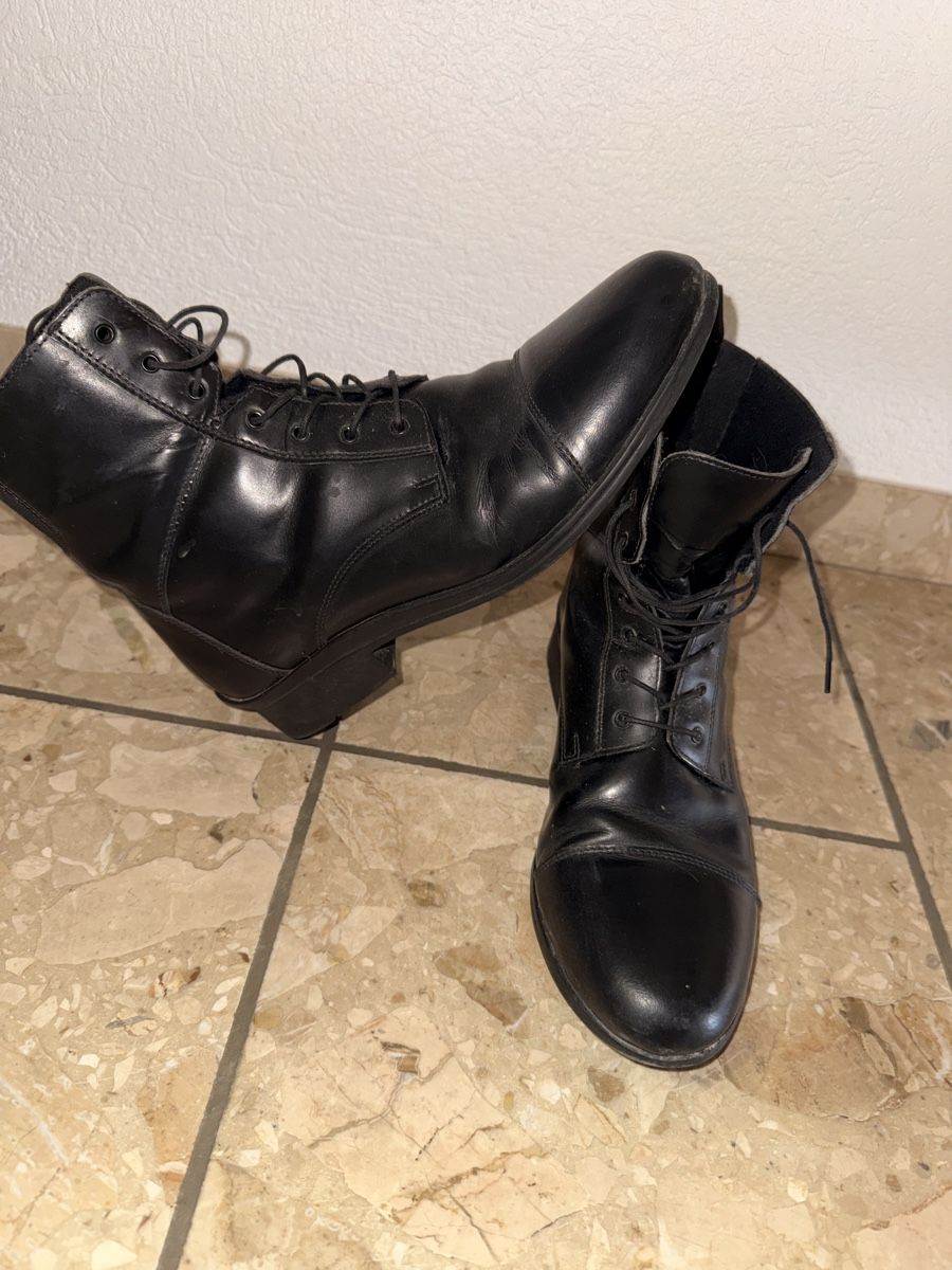 Scarpe da donna: Steeds ReitStiefeletten, Leder, Schwarz, Gr. 43 – Usato da Hochfelden venduto da lin_6yn6