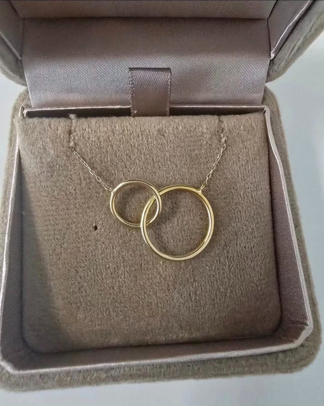 Catenine: Halskette 18 Karat Gold Doppelring neu – Nuovo e nell'imballaggio originale da Aarau venduto da kap_cx7j 1