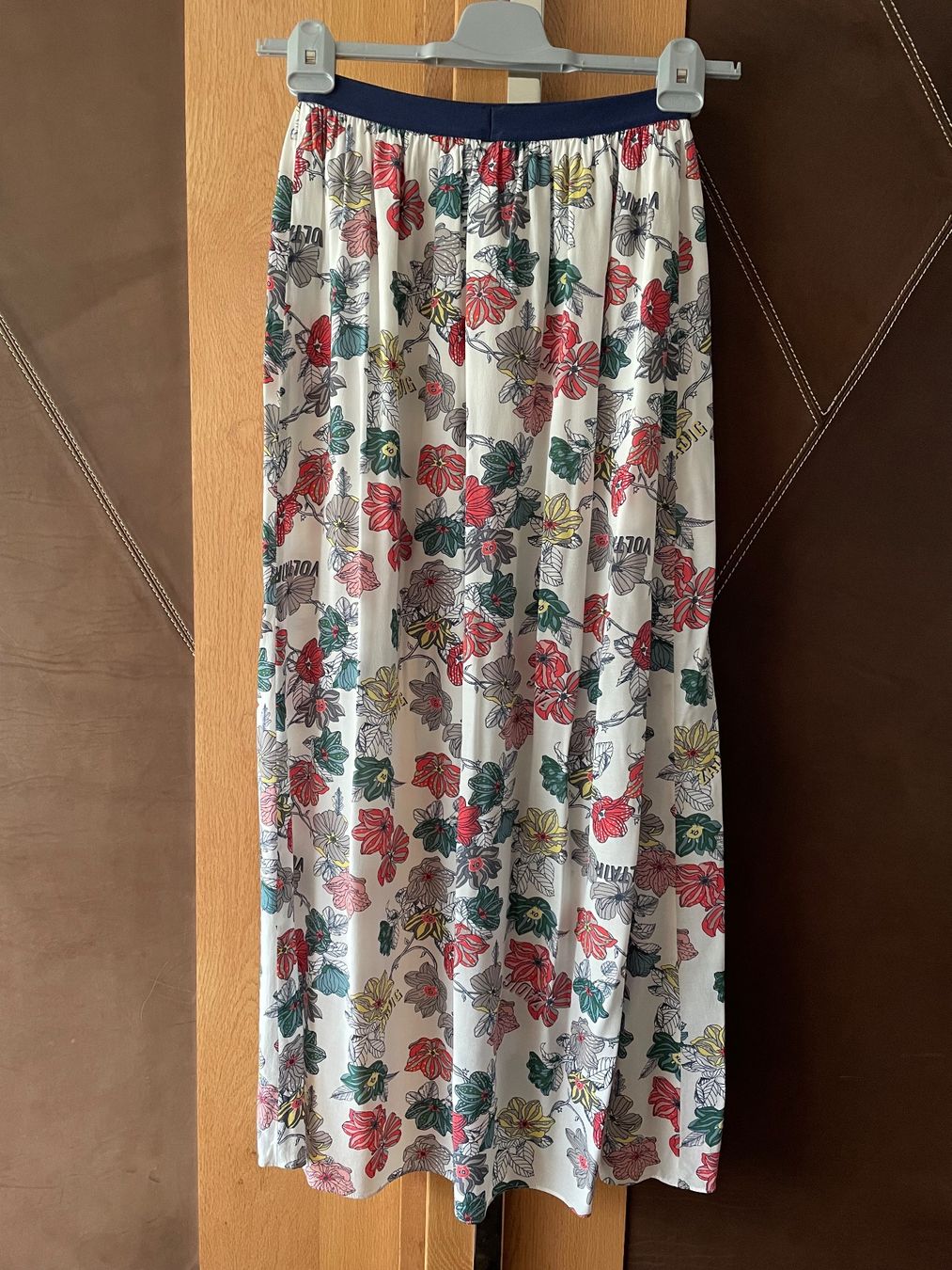 Jupes: ZADIG&VOLTAIRE Jupe multicolor Gr. 36 – D'occasion à Chur par Hortensia03 2