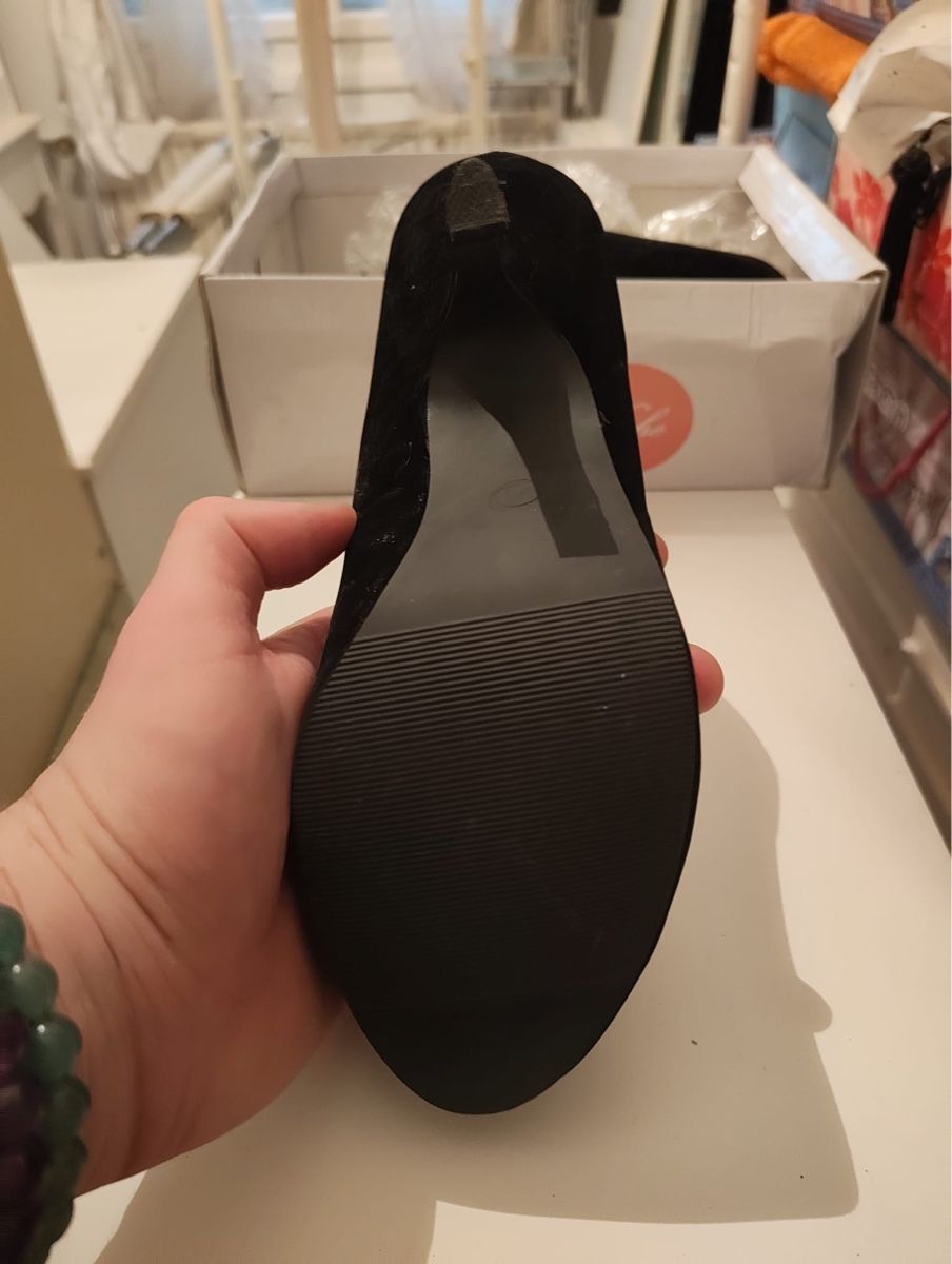 Damenschuhe: Niche Pumps schwarz Groesse 37 neu – Gebraucht aus Zürich von tos_mht7 4