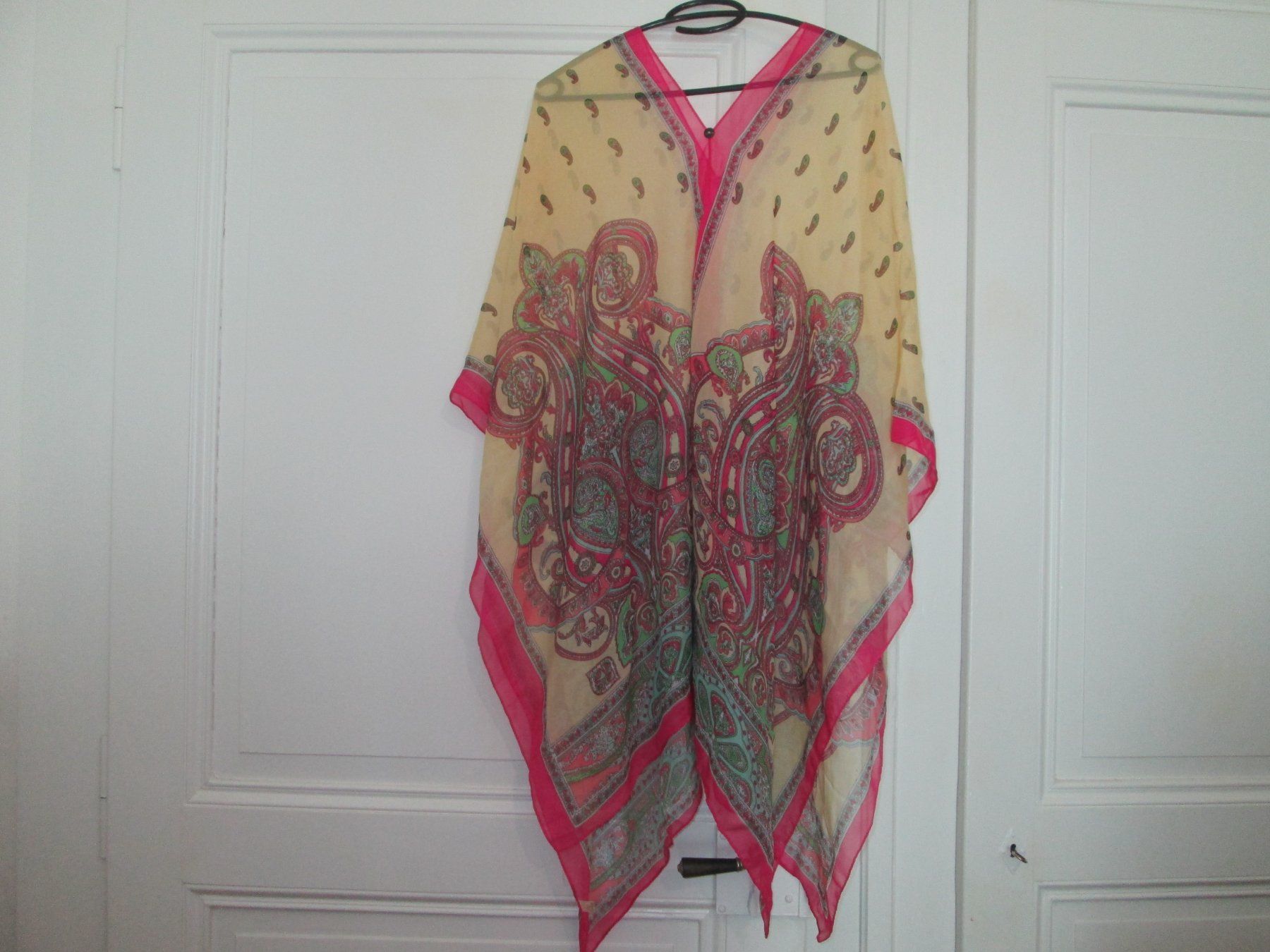Kleider: Strandkleid/Umhang/Tunika – Gebraucht aus Neuchâtel von Dualseele
