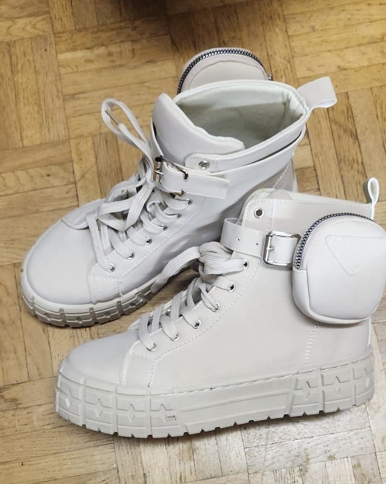 Scarpe da donna: Sneaker – Nuovo (secondo la descrizione) da Zürich venduto da alv_pqz2