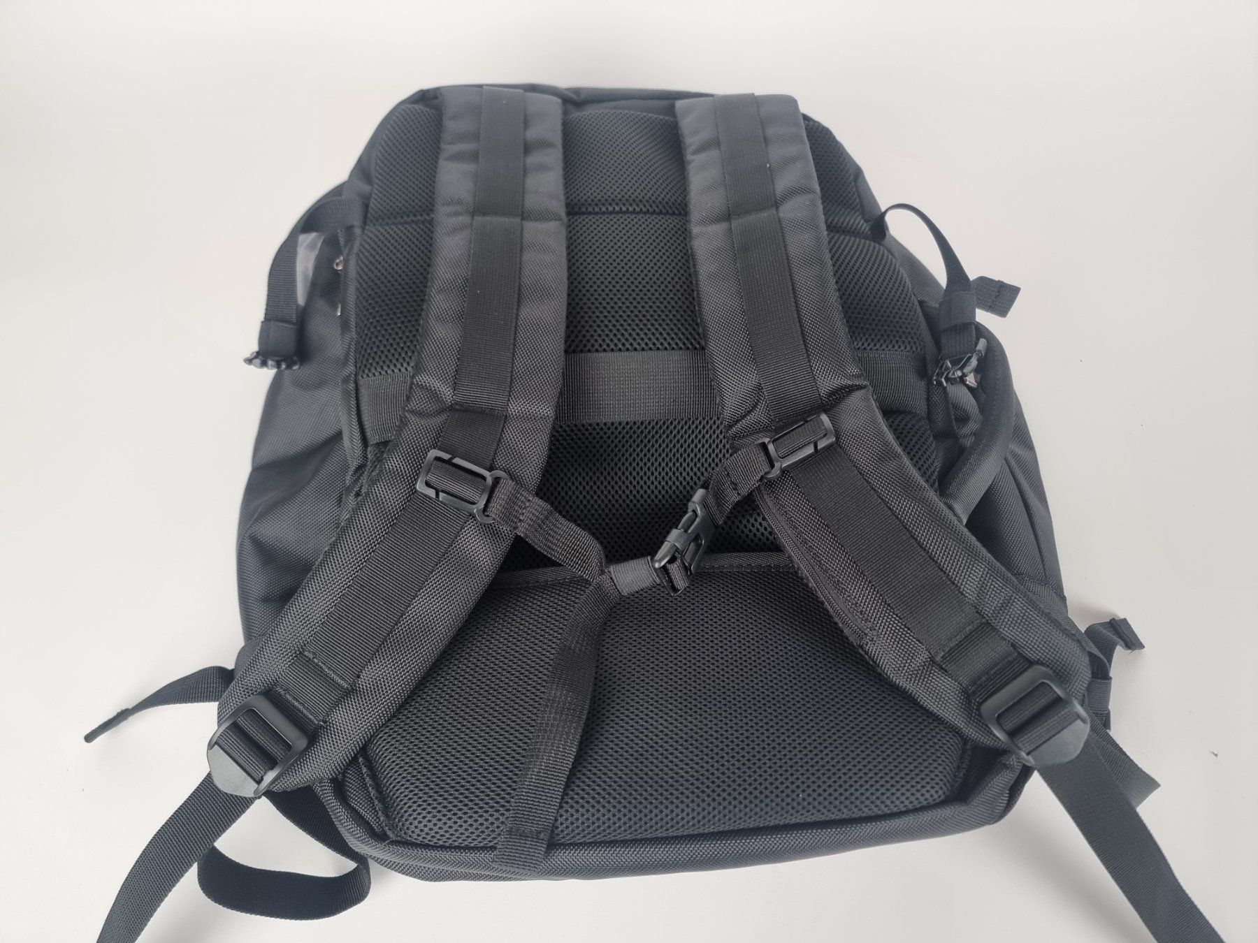 Zaini: Laptop Rucksack der Marke inateck – Usato da Urtenen-Schönbühl venduto da Restwert_Schoenbuehl 5