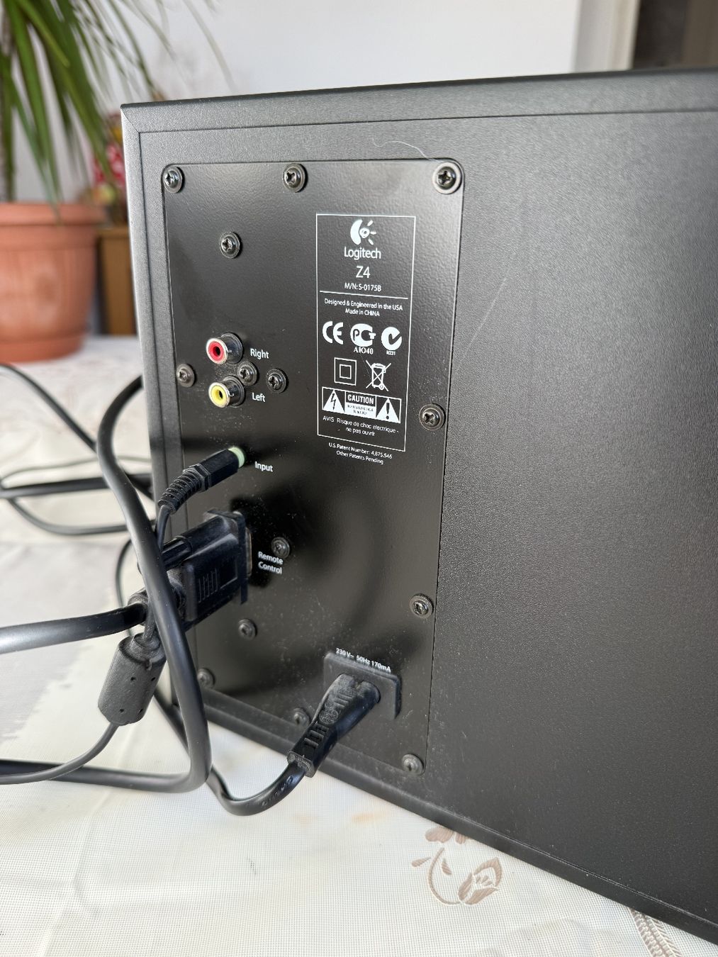 Logitech Lautsprecher: Logitech Z4 2.1 Subwoofer & Controller – Satelliten als Bonu – Gebraucht aus Rüegsauschachen von che_76vp 2