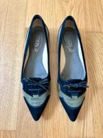 Tod’s Ballerinas grau-grün aus Wildleder-Lackleder-Mix