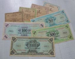 Lot ++ 8 Stück ältere Banknoten aus Italien ab 1943