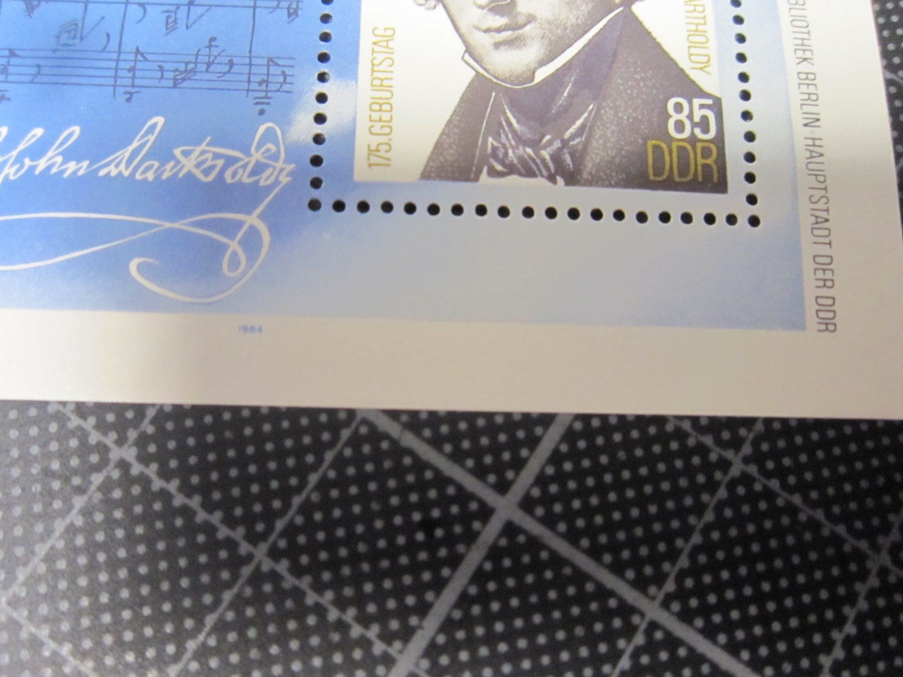 Tous les timbres: Schöner Block DDR – D'occasion à Giubiasco par sal_9j6w 2