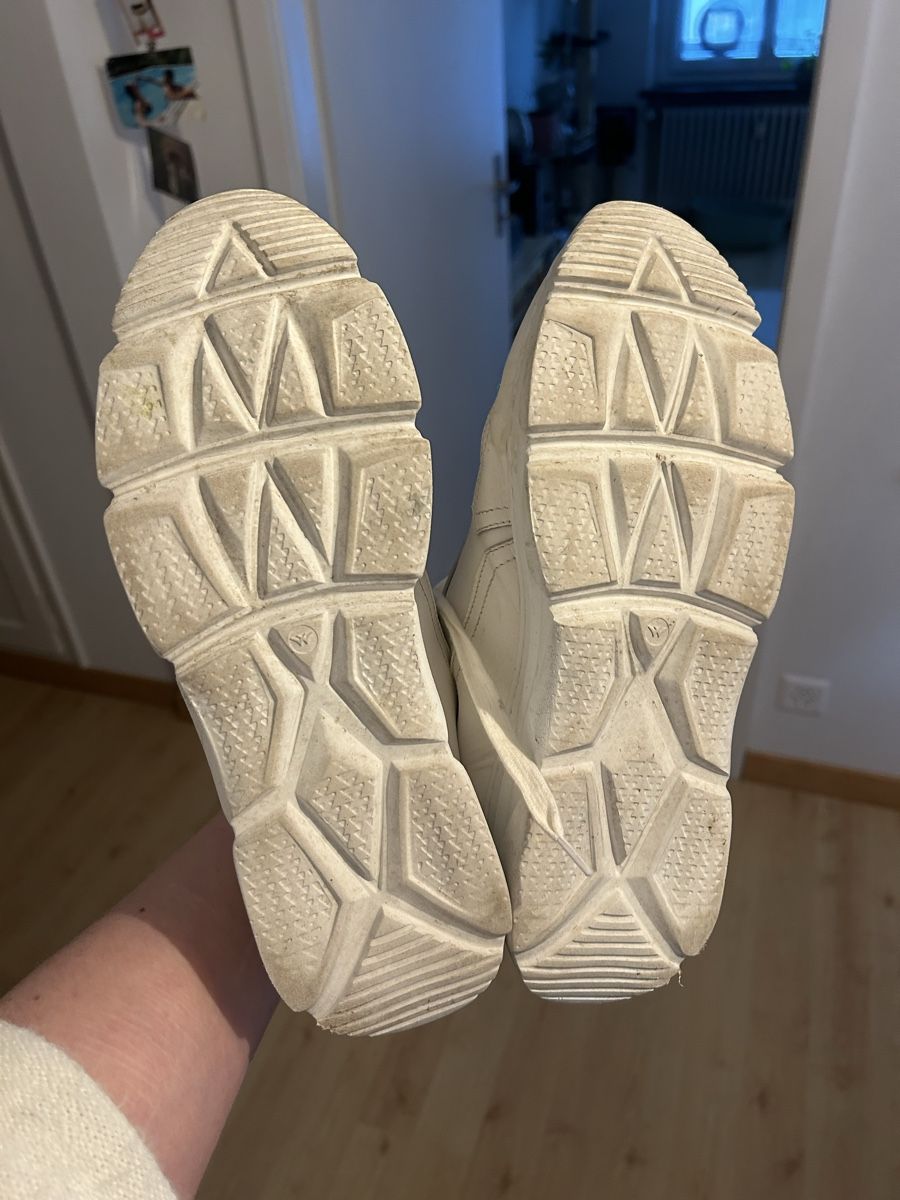 Chaussures femmes: Sportliche Damenschuhe – D'occasion à Wabern par ReinekeFuchs. 2