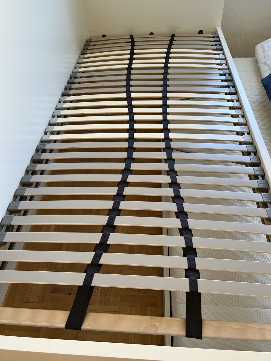Letti: Ikea Flaxa Jugendbett 90x200 cm – Usato da Hirzel venduto da Sacha 4